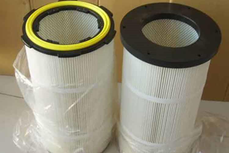 卡盘式U8网电脑版_U8(中国)包括用隔板分隔的过滤室和净气室两个气室，旋转脉冲喷吹的部件包括喷吹导管、圆形滤筒