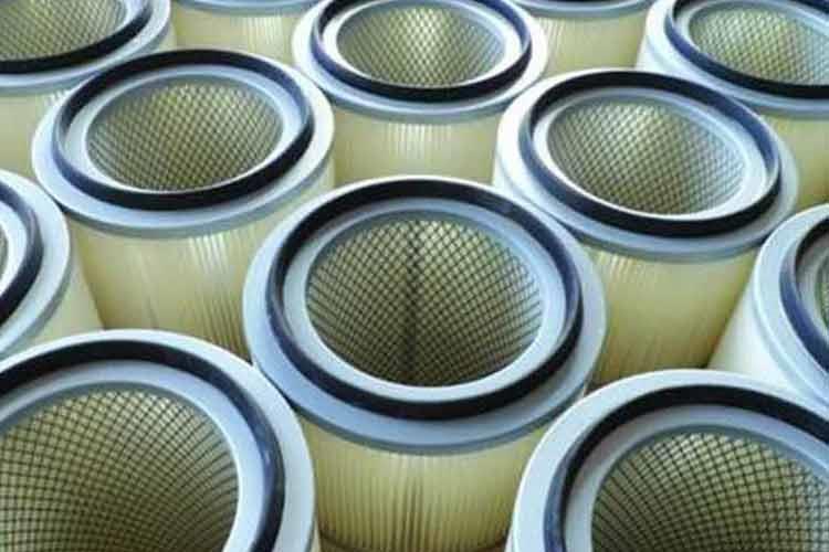 首先要看椭圆形U8网电脑版_U8(中国)是不是有污垢，有的话能够悄悄击打U8网电脑版_U8(中国)外部，也能够用压缩空气由里向外吹，铲除椭圆形U8网电脑版_U8(中国)上的积尘