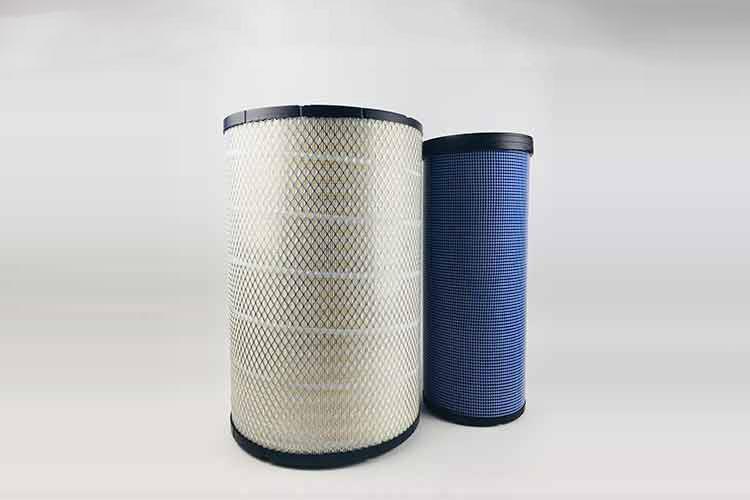 在安装时，U8网电脑版_U8(中国)与发动机进气管之间无论是采用法兰、橡胶管联接还是直接联接