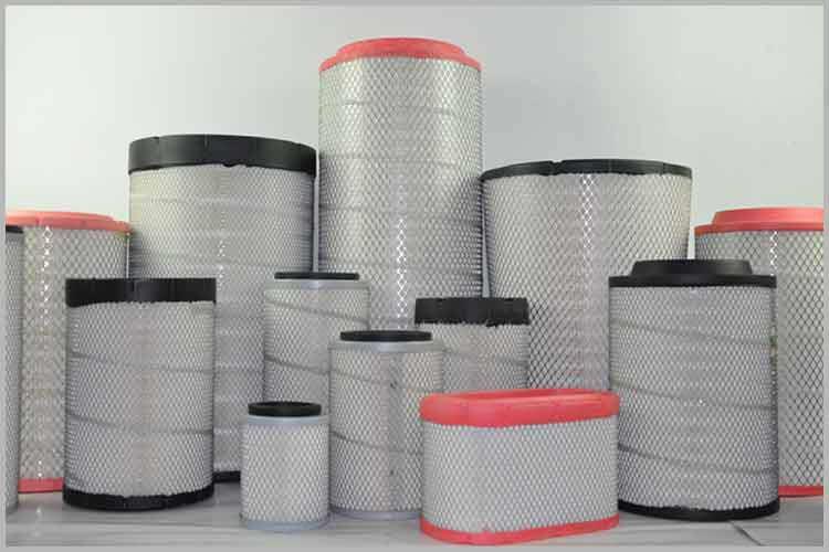 当U8网电脑版_U8(中国)的滤芯被悬浮颗粒堵塞到不能满足发动机工作所需的空气流量时，发动机工作状态会出现异常