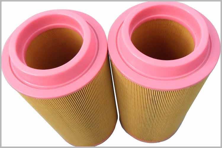 在安装时，U8网电脑版_U8(中国)与发动机进气管之间无论是采用法兰、橡胶管联接还是直接联接